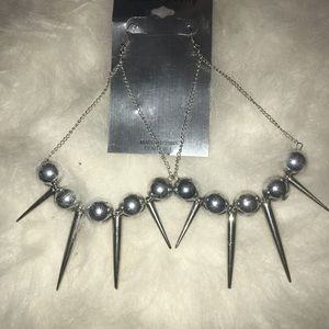 Funky and fun silver spiked earring!!